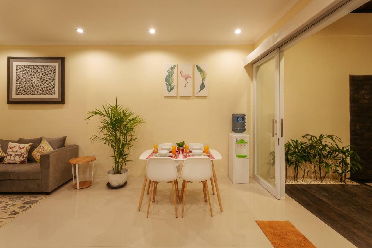 Villa Julie Seminyak (Bali)